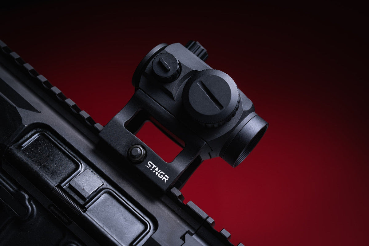 STNGR AXIOM II Red Dot Sight with QD Mount Bundle